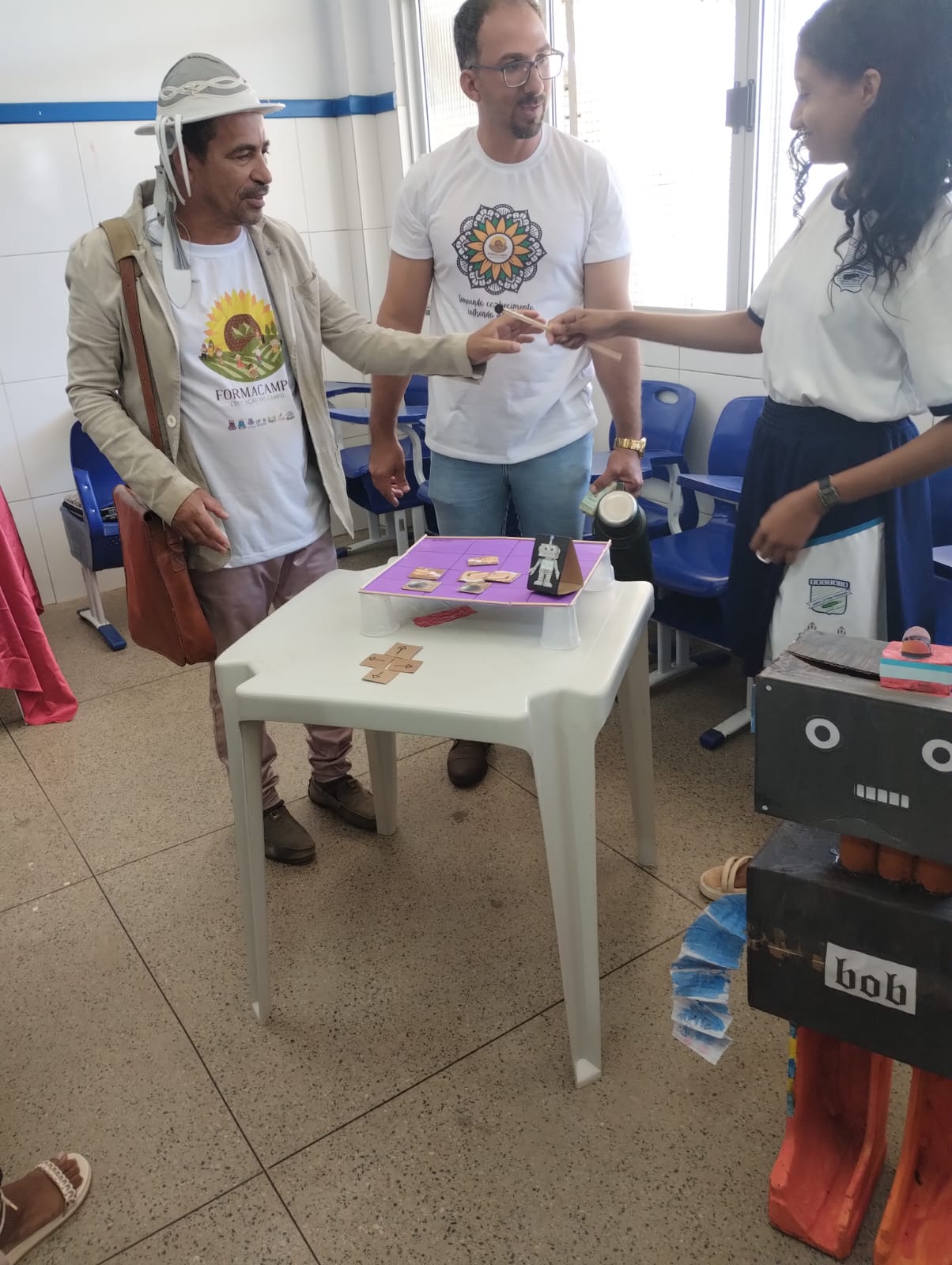 Visita às escolas